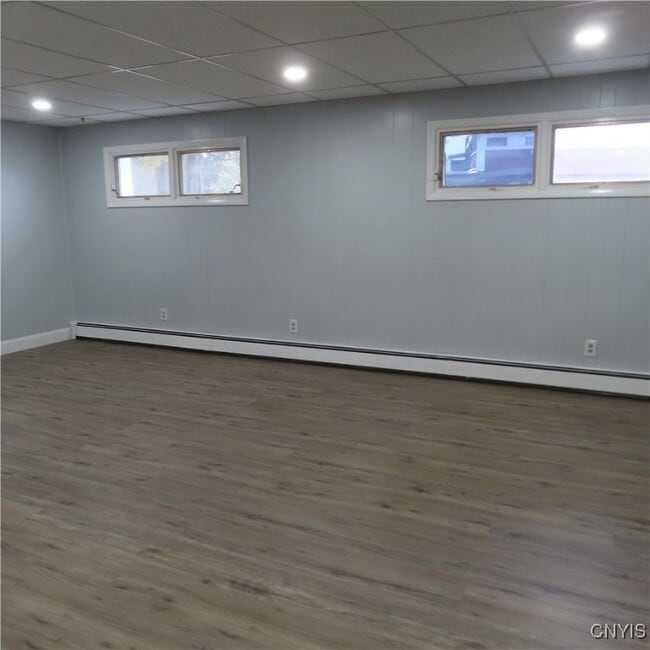 Building Photo - 4449 E Genesee St