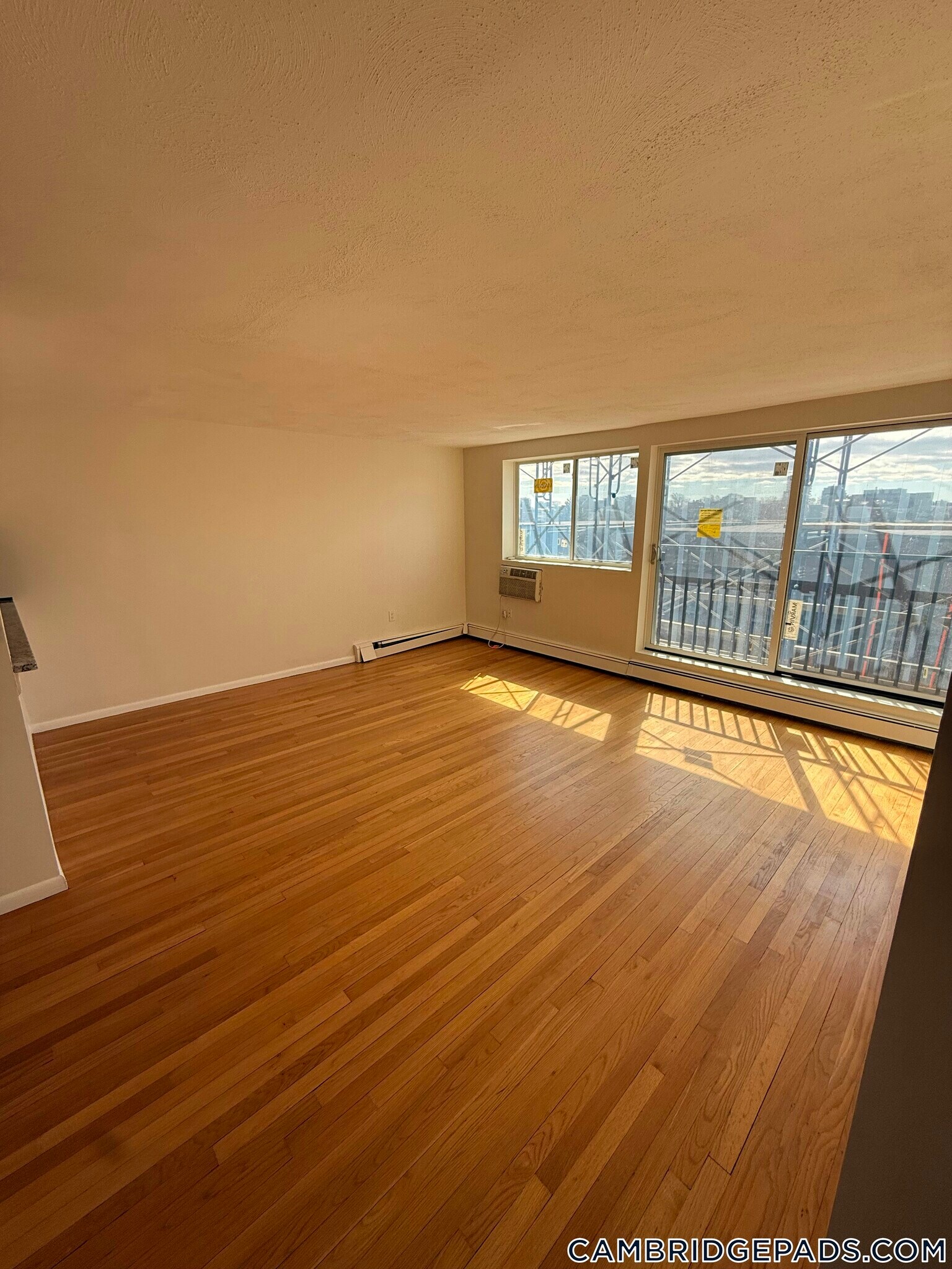 Building Photo - 1643 Cambridge St