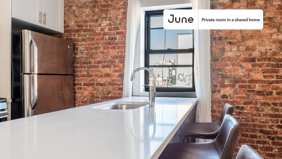 Building Photo - Room in Shared 4 bed/2 bath home in Bushwick