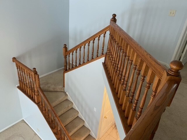 Building Photo - 612 Hillview Ct