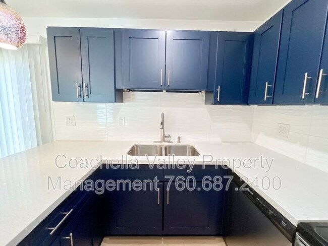 Building Photo - 73525 Shadow Mountain Dr