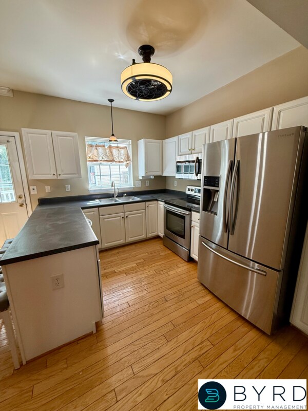 Building Photo - 8651 Millstream Dr