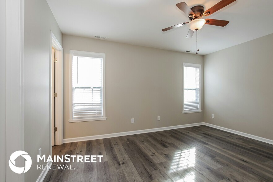 Building Photo - 6007 Trailshead Dr