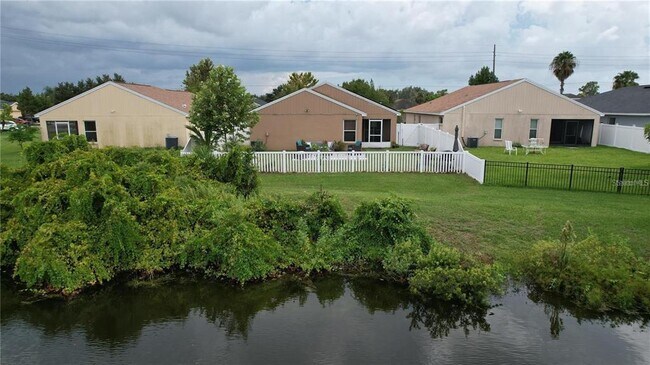 Building Photo - 11340 Southwind Lake Dr