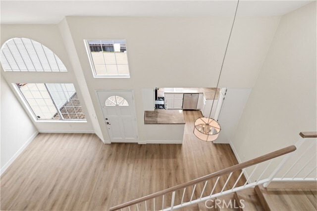 Building Photo - 2217 Vanderbilt Ln