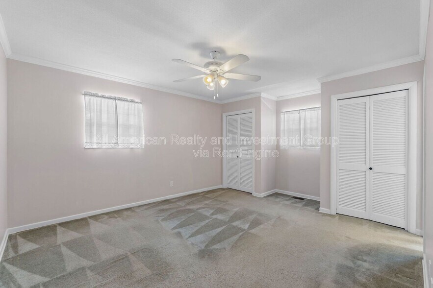 Building Photo - 208 Wright Pkwy NW