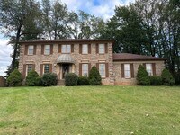 Building Photo - 10985 Eagles Cove Dr