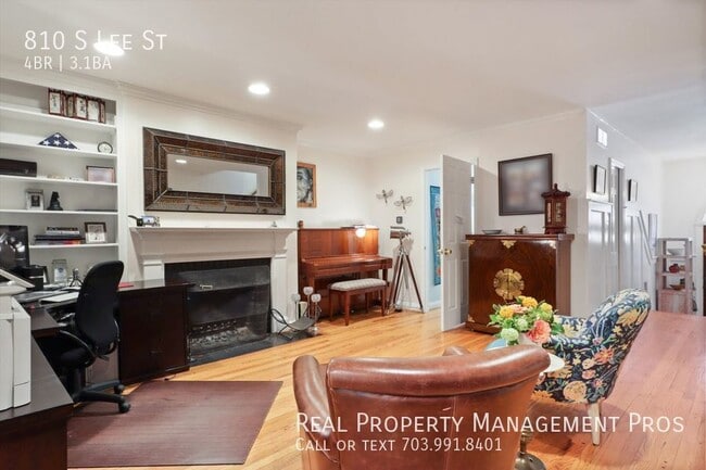 Building Photo - 810 S Lee St