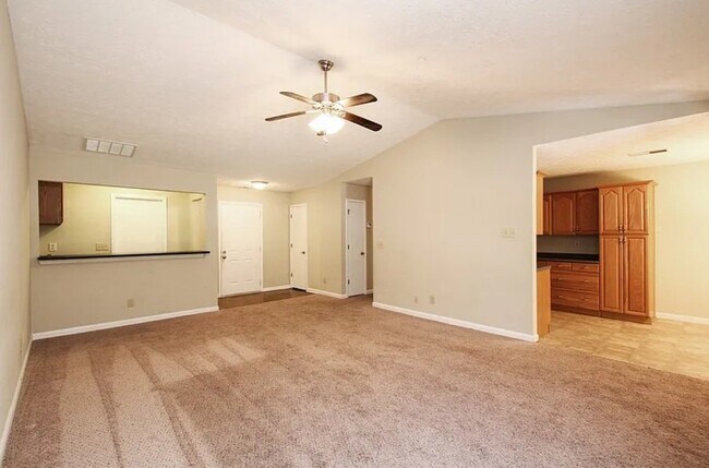 Building Photo - 2604 Wildflower Ln SW
