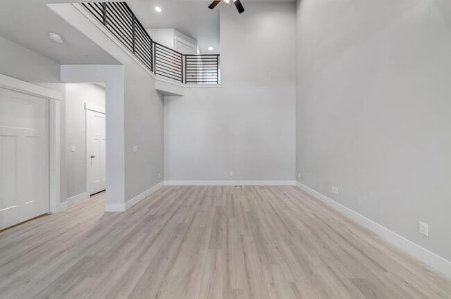 Building Photo - 1487 N 3830 W