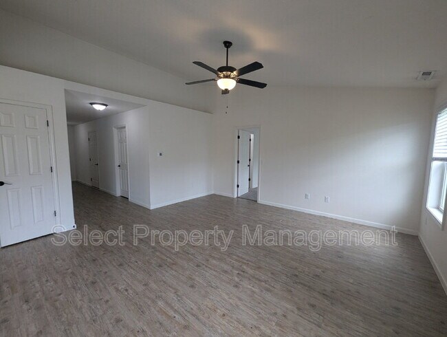 Building Photo - 2118 Blue Spring Run