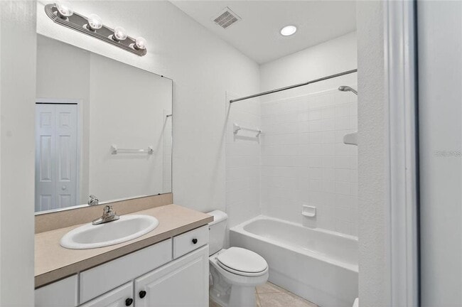 Building Photo - 209 Sela Cove Cir