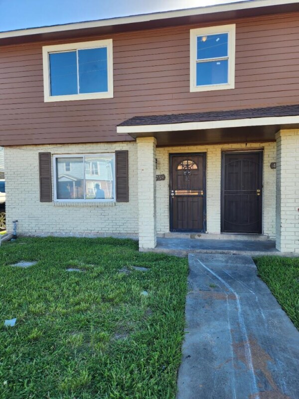 Primary Photo - 4758 Francis Dr