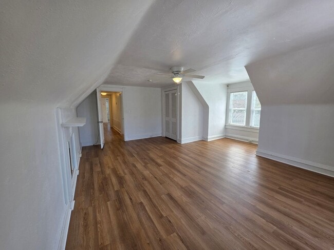 Building Photo - 132 Orleans Cir
