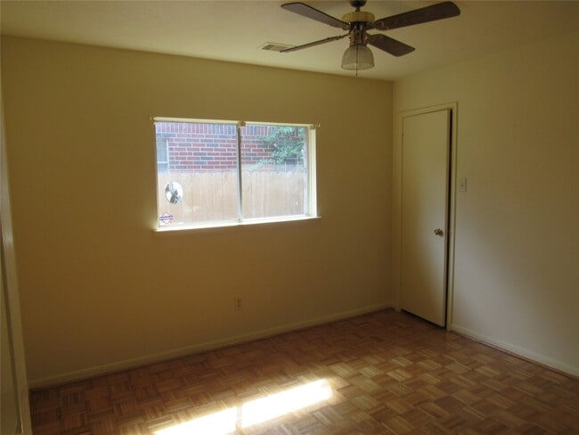 Building Photo - 5418 Imperial Grove Dr