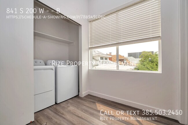 Building Photo - 841 S 200 W