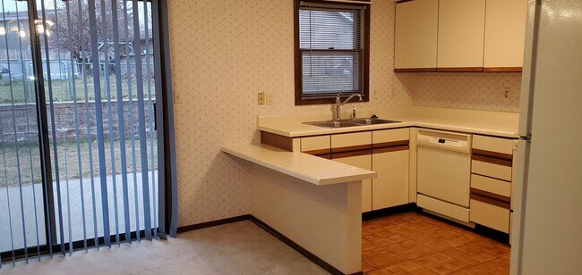 Building Photo - 3 bd, 2 ba E Columbia, Sunrise Estates, ne...