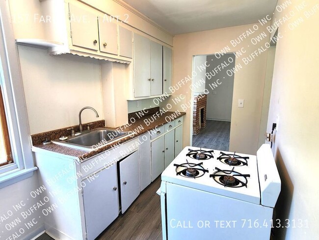 Building Photo - Charming 1-Bedroom Apartment in Prime West...