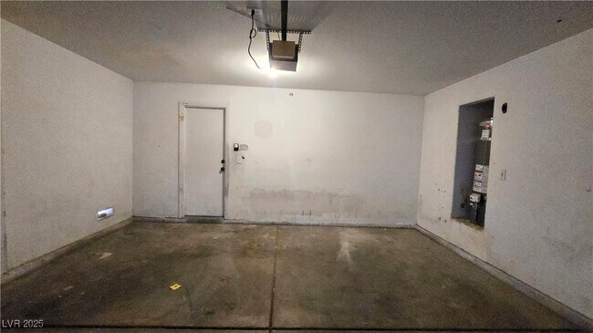 Building Photo - 2954 Savers Ct