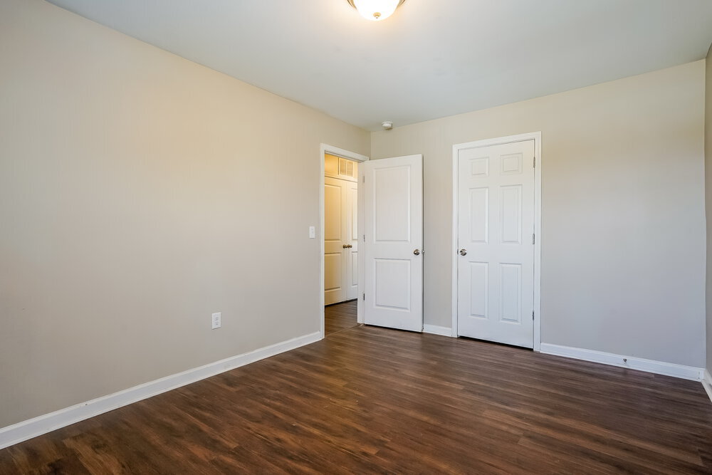 Building Photo - 21 Relict Dr