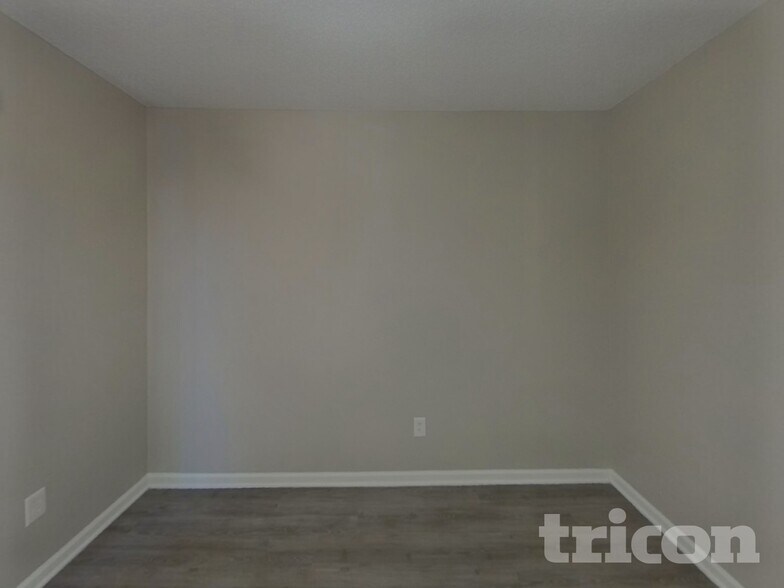 Building Photo - 428 Robins Egg Dr