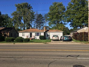Building Photo - 539 N Hagadorn Rd
