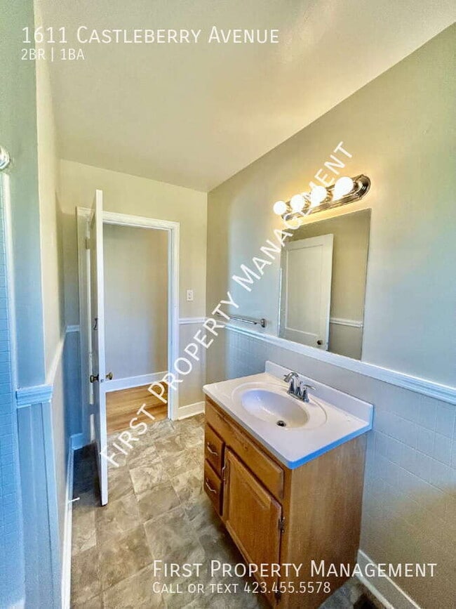 Building Photo - 1611 Castleberry Ave