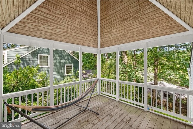 Building Photo - 4009 Simms Dr