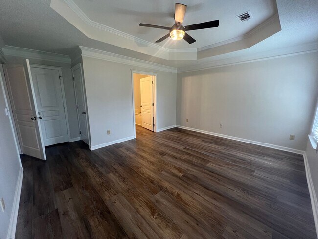 Building Photo - 11313 Evergreen Ave