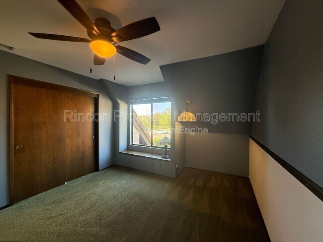 Building Photo - 408 Galvin Cir