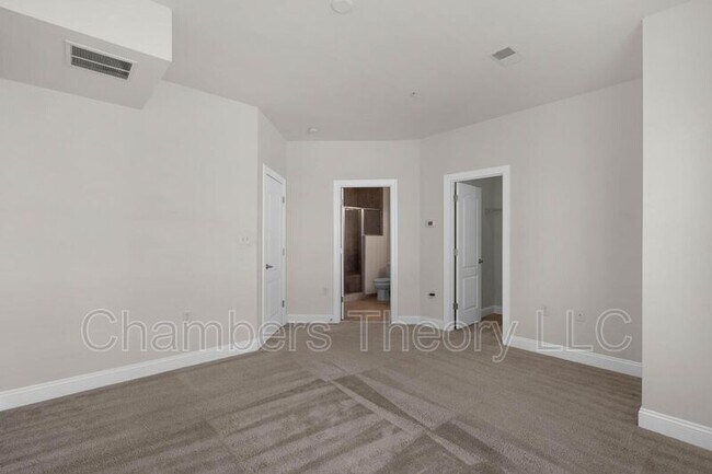 Building Photo - 415 N Upton Ct