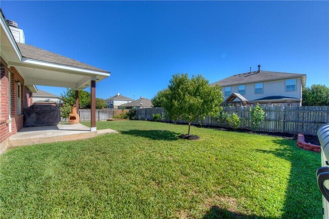 Building Photo - 2206 Brittway Ln