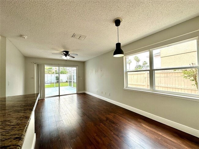 Building Photo - 1116 Timberbend Cir