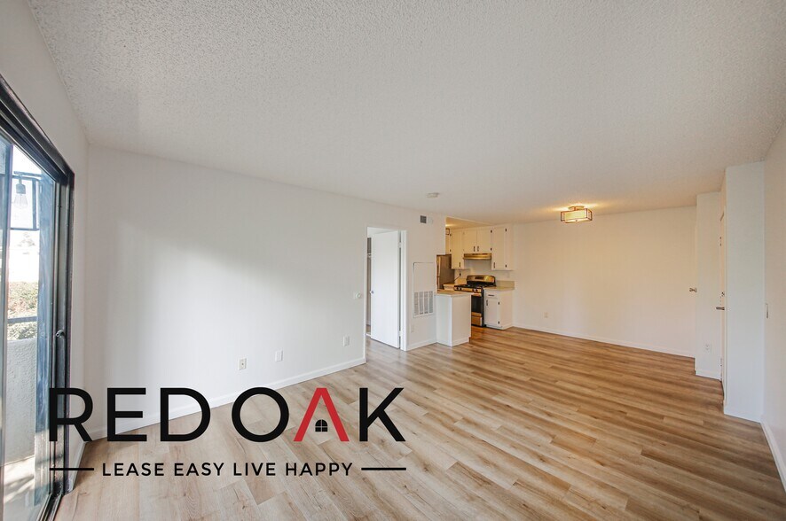 Building Photo - 11817 Victory Blvd