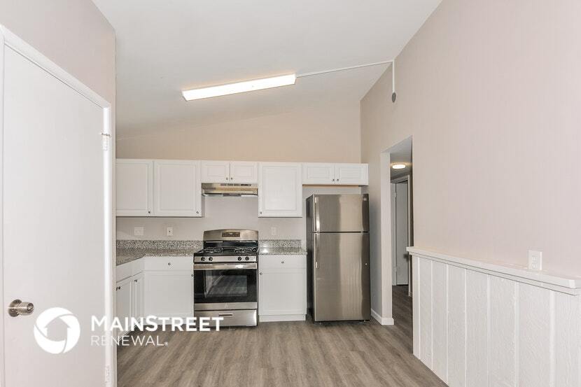 Building Photo - 1545 Swan Dr