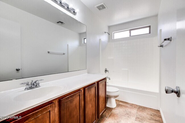 Building Photo - 16003 N Cristine Ln