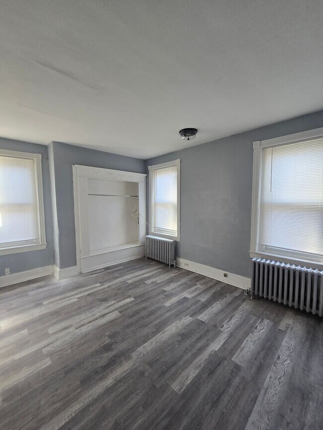 Building Photo - 5122 Greene St