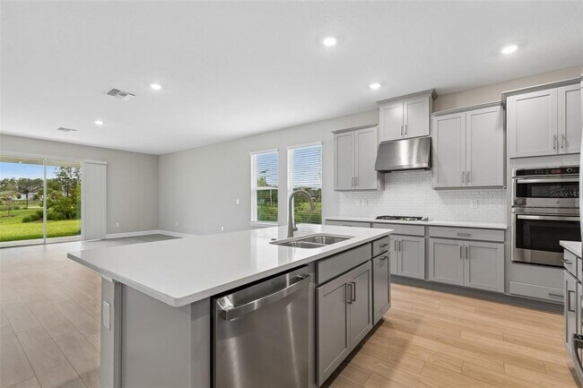 Building Photo - 2181 Longliner Lp