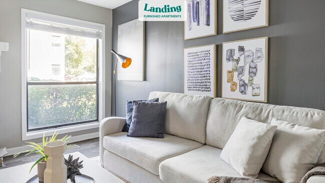 Building Photo - 3600 Park Lake Ln