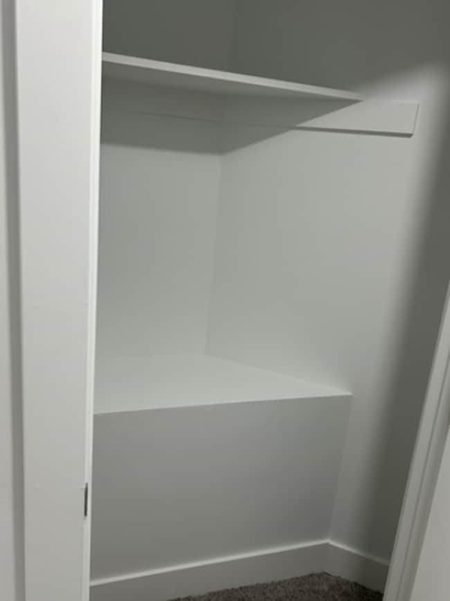 Building Photo - ? Brand-New End-Unit Townhome with Finishe...