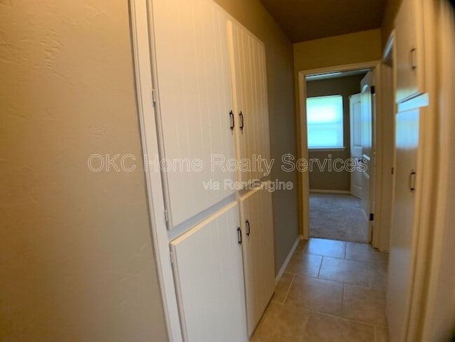 Building Photo - 5809 NW 62nd St