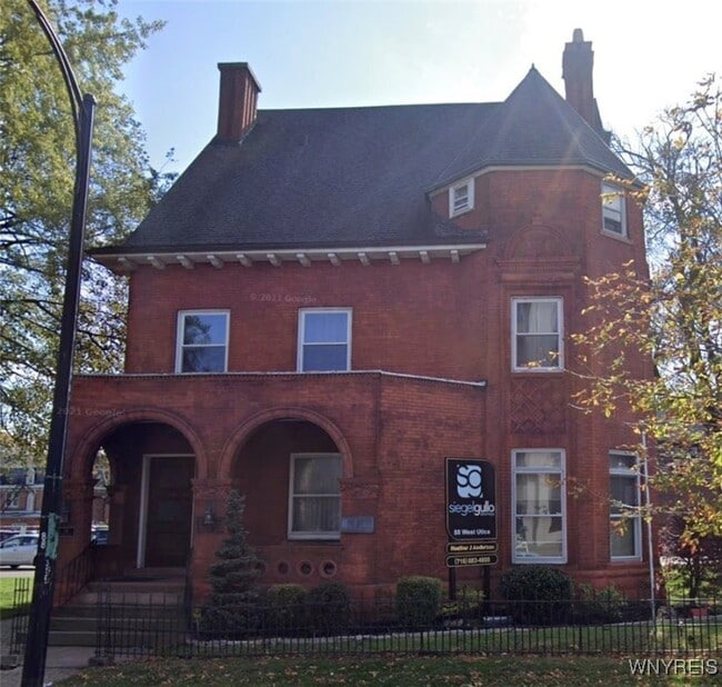 Primary Photo - 88 W Utica St