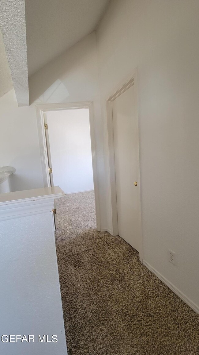 Building Photo - 11029 Wedge Ln