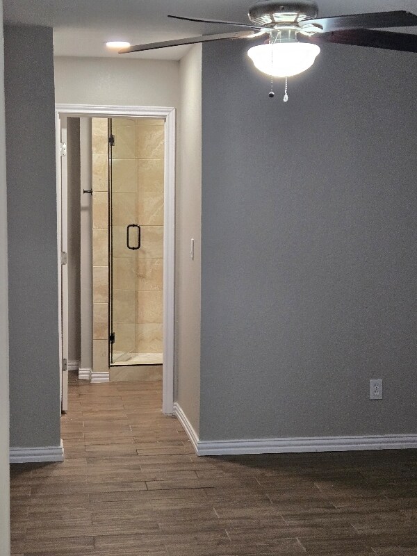 Building Photo - 1437 Pine Ln