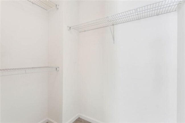 Building Photo - 2252 Limehurst Dr