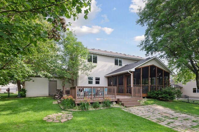 Building Photo - Chaska’s Next Showstopper