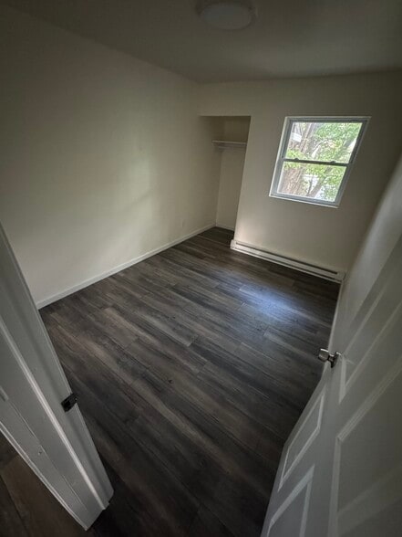 2 bedroom $1700 - 27 Hillside Ave