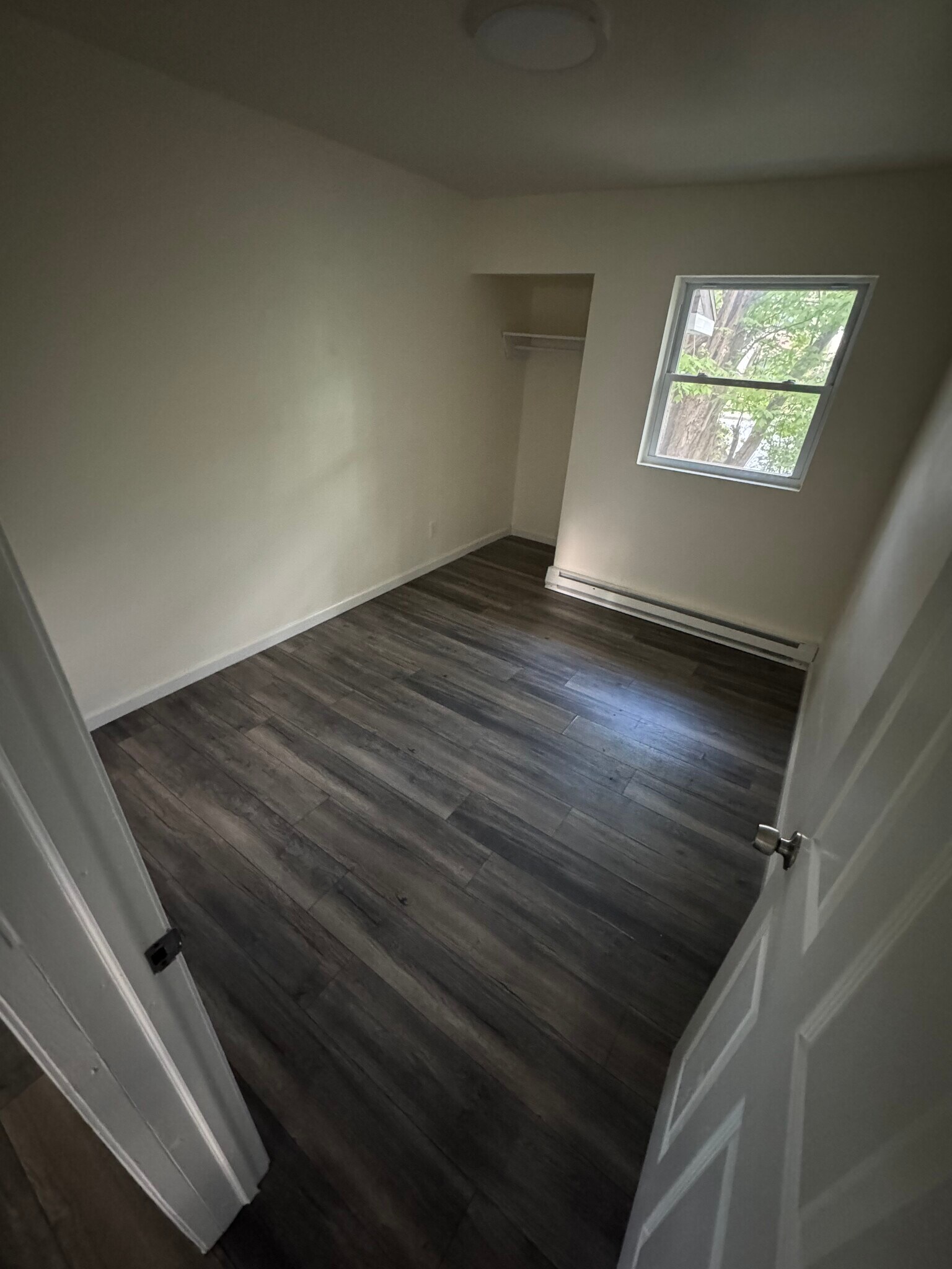 2 bedroom $1700 - 27 Hillside Ave