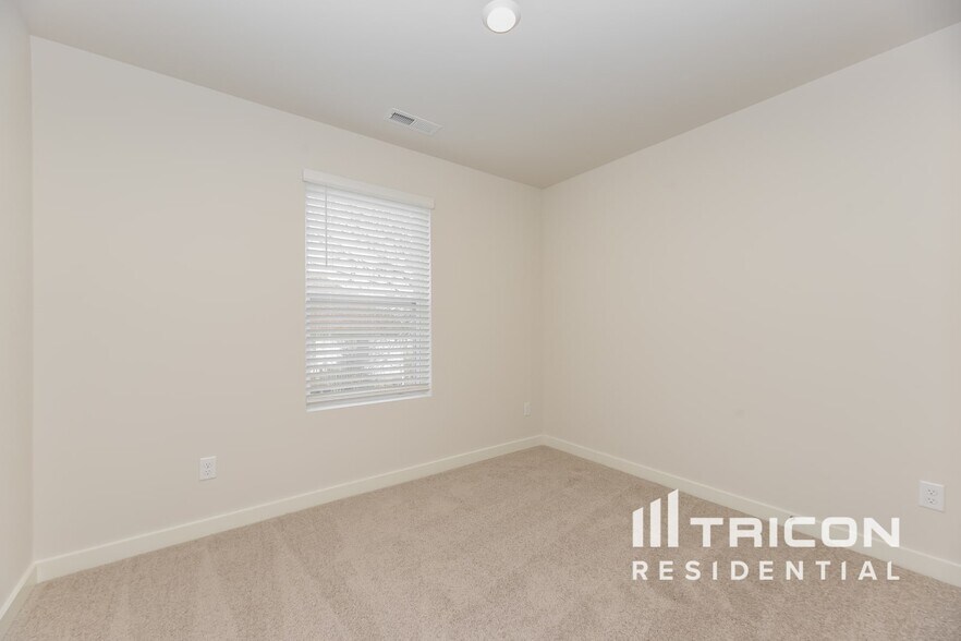 Building Photo - 6315 Trace Point Ct
