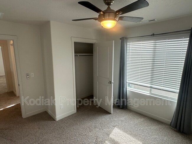 Building Photo - 1028 E Bigelow Ave